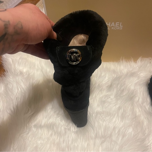 Michael kors boots - Picture 5 of 7